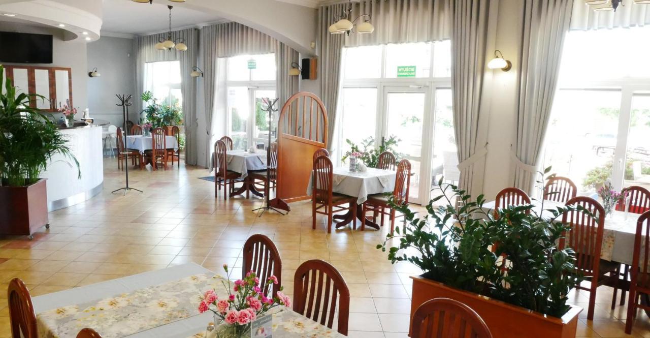 Restauracja Kargul Noclegi Łęczyca Exterior foto